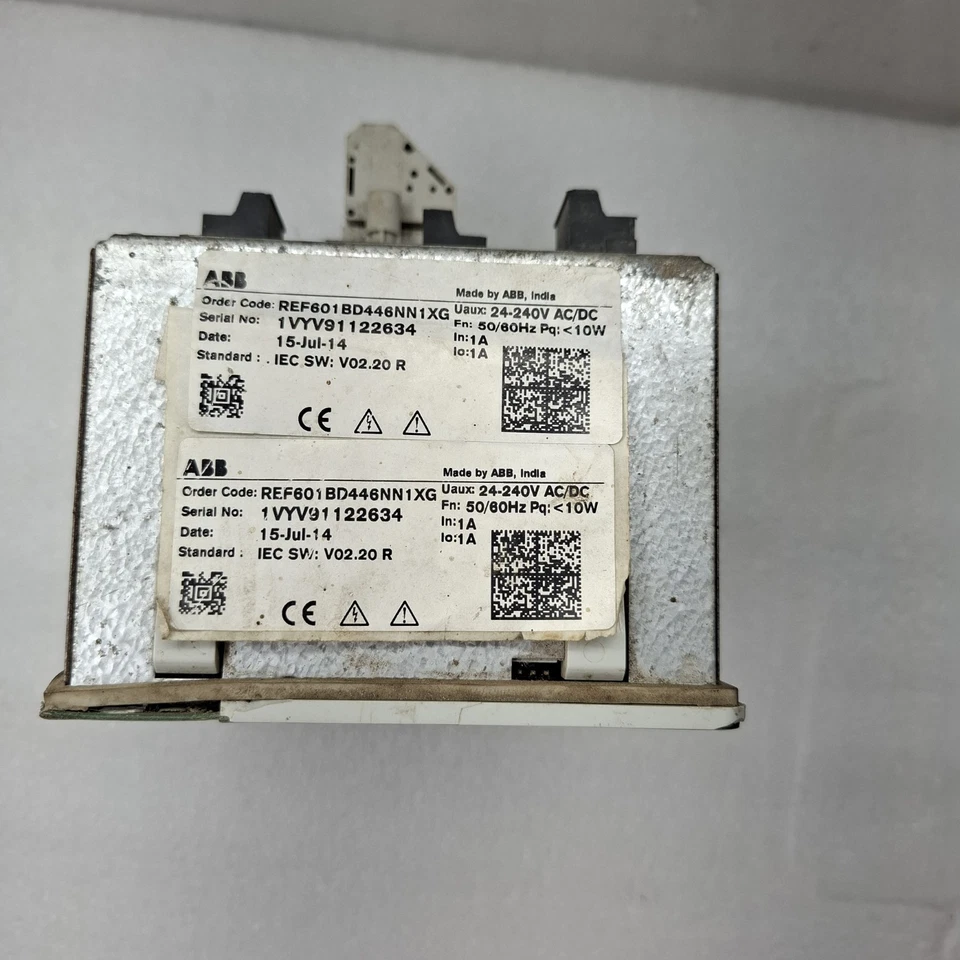 ABB REF601 Feeder Protection Relay REF601BD446NN1XG 24-240V AC/DC